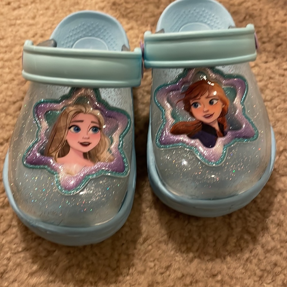 Frozen Slides - Picture 2 of 3